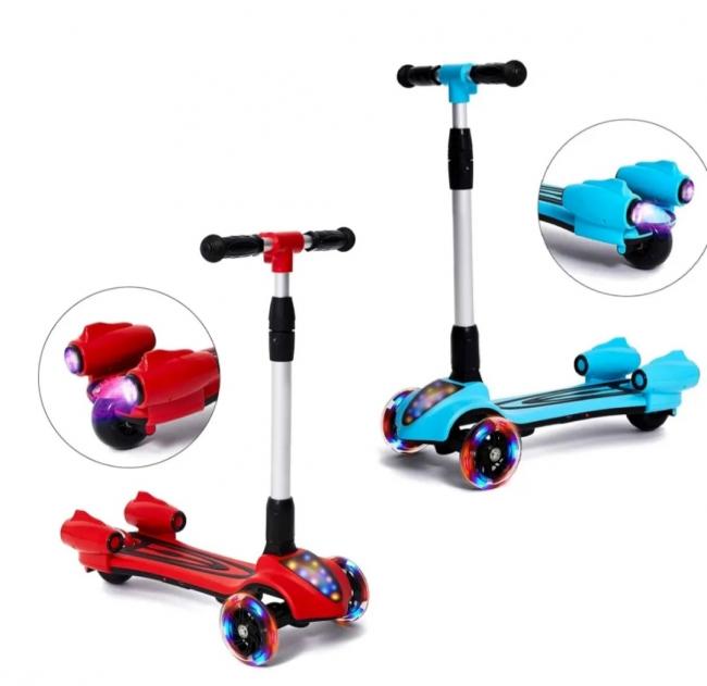 SCOOTER BOTA HUMO CON LUCES Y SONIDO 