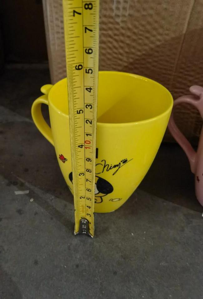 TAZA DE LOZA MODELO PERSONAJES ANIMADO BT21